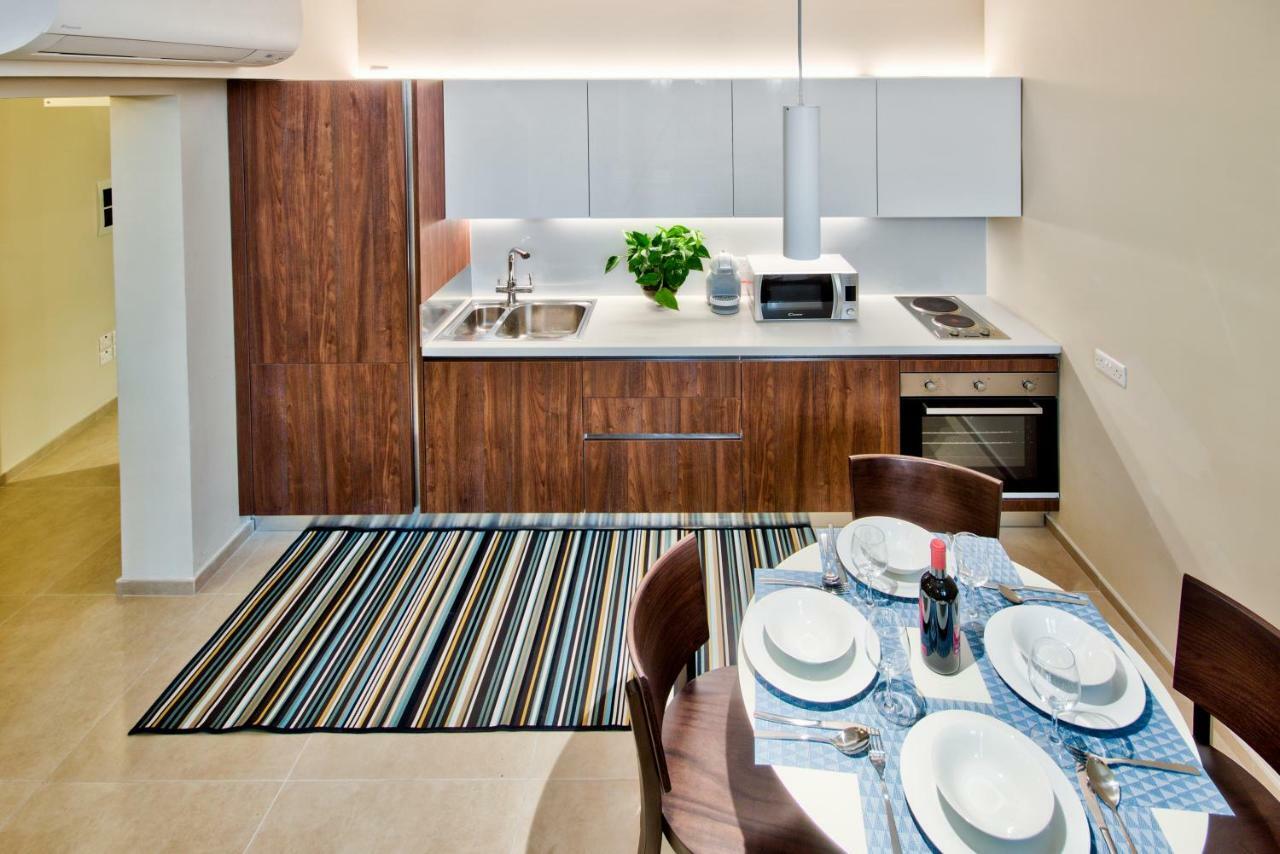 Spinola Park - The One Bedroom Loft St. Julian's Exteriör bild